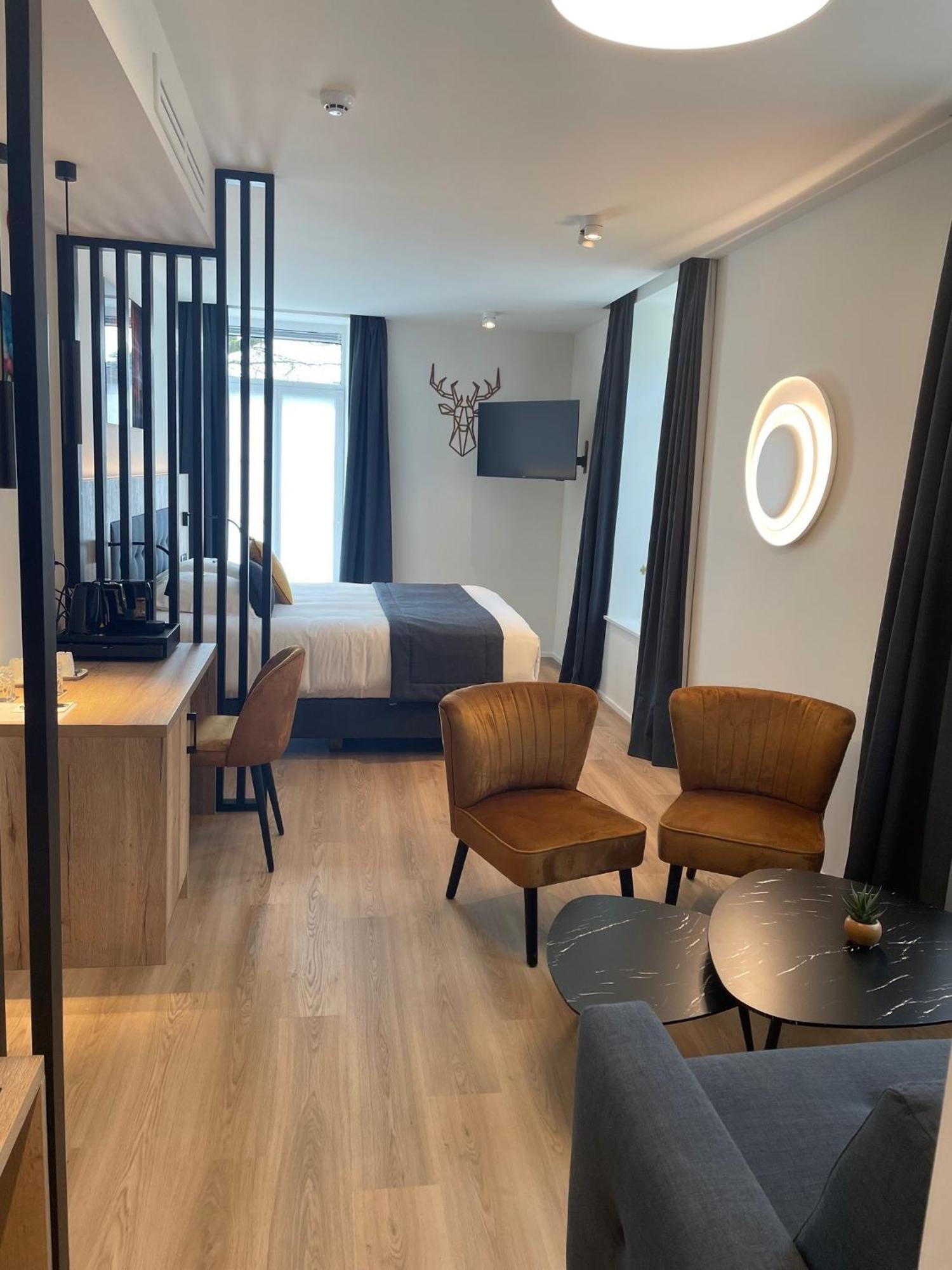 Hotel Le Charme De La Semois Alle Bagian luar foto