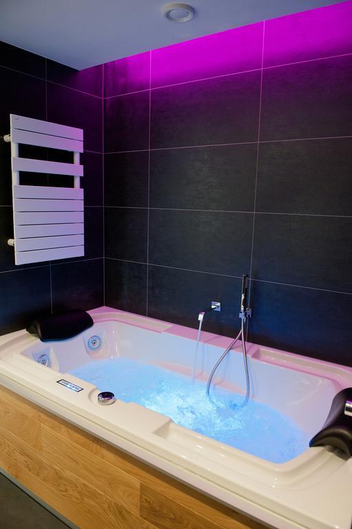 Hotel Le Charme De La Semois Alle Bagian luar foto